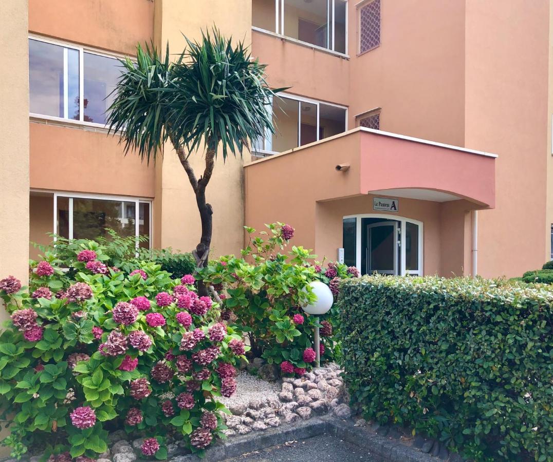 Apartment Newly Renovated Aircond-Wifi-Pool-Sea View-150M To Beaches- Saint Aygulf Zewnętrze zdjęcie